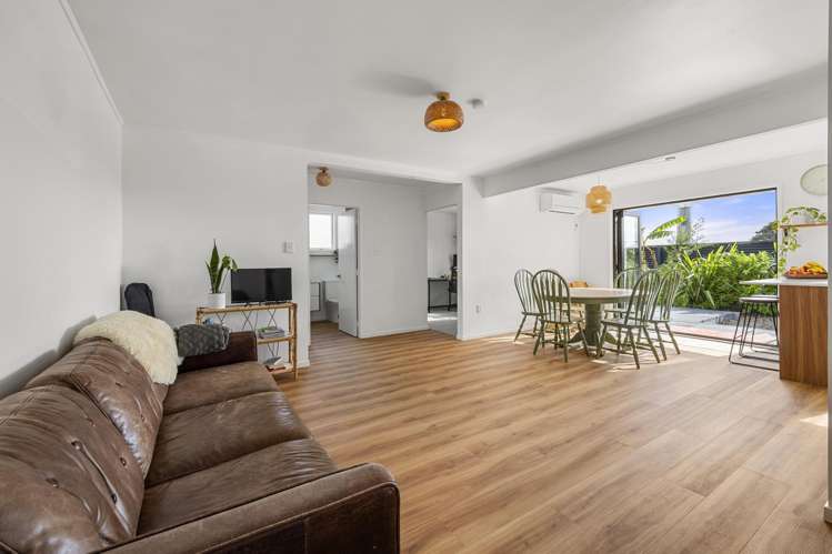 70 Wainui Road_2