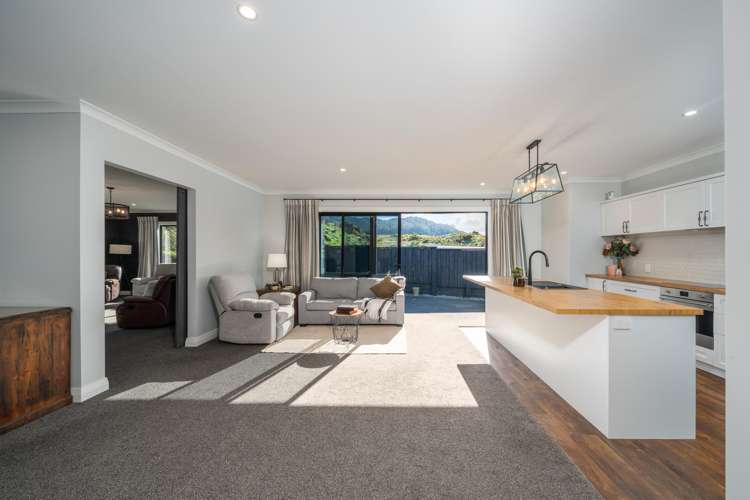131 Melksham Drive Churton Park_9