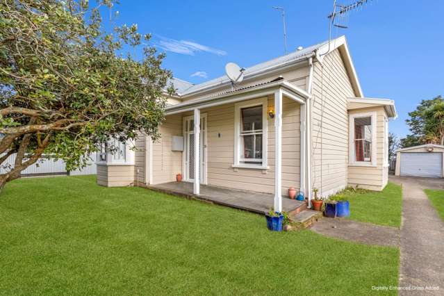 Timeless Villa Appeal on Big Section