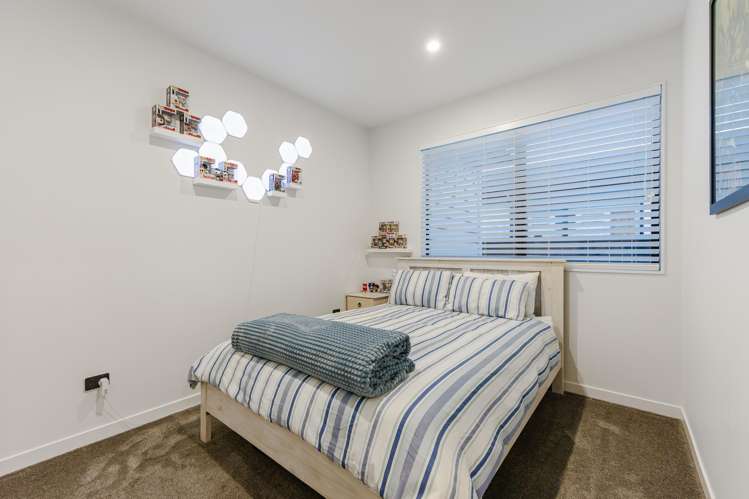 37 Matahae Crescent Milldale_21