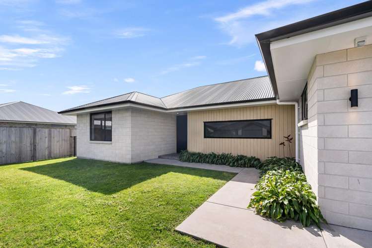 22 Breton Drive Waipu_16