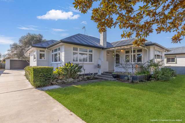 Be Quick - Four Bedroom, Big Section!