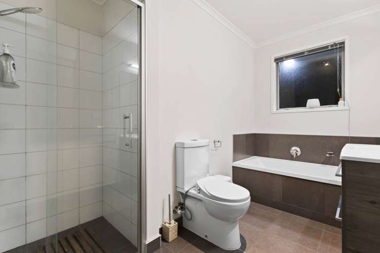 20 Biplane Street Takanini_13