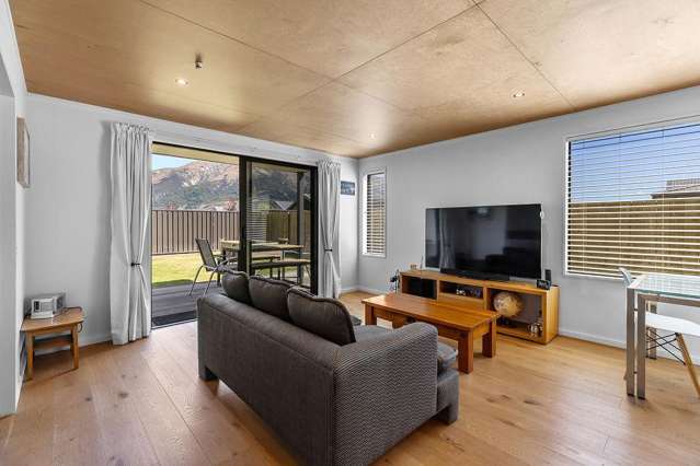 28 Dunn Street Lake Hawea_2