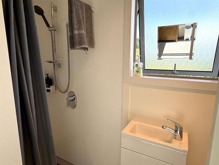 133 Coulson Road Paroa_25