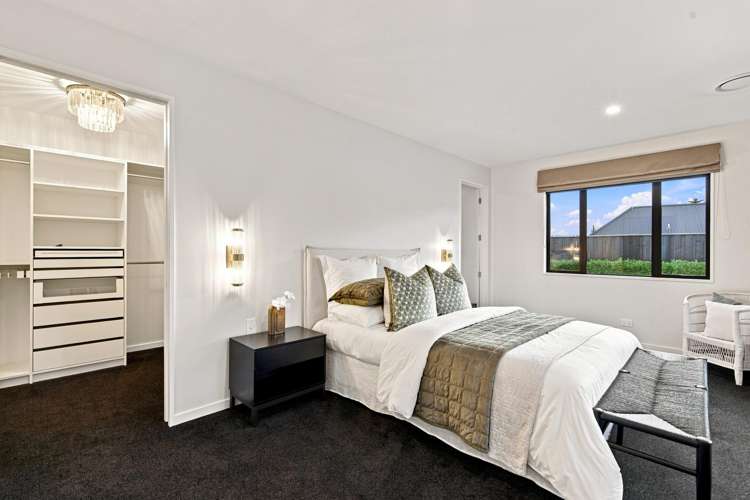 56 Carnaveron Drive Lincoln_18