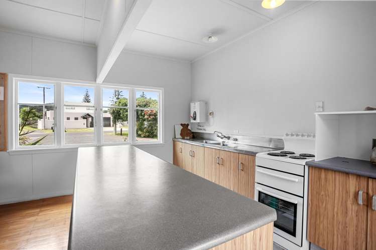 103 Beverley Terrace Whangamata_16