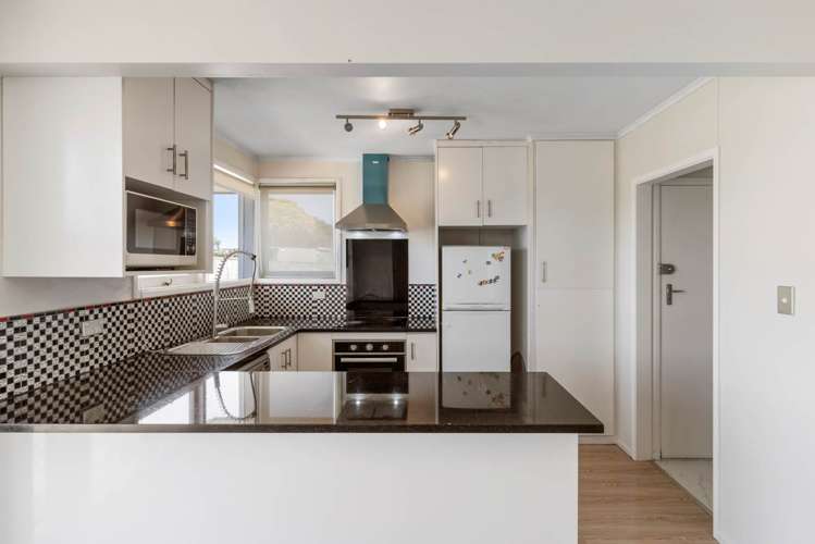 491 Massey Road Mangere_4