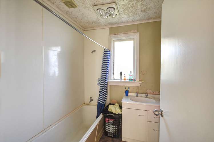 559 South Road Calton Hill_8