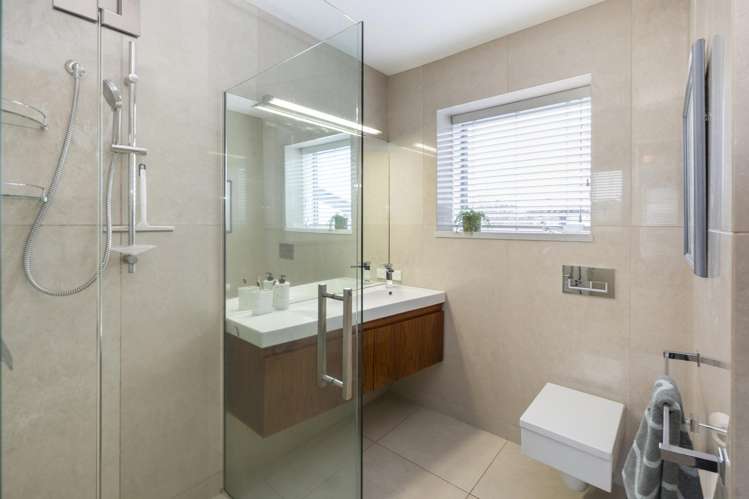 3/99 Aikmans Road Merivale_11