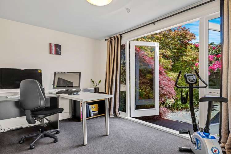 6 Nyoli Street Northcote_15