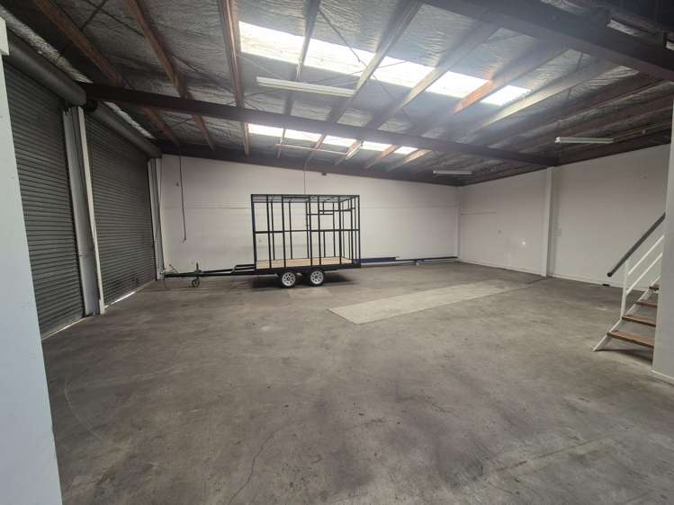 Unit 3/52 Riverbank Road Otaki_3