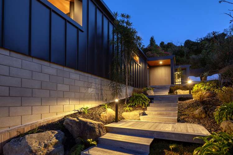 16 Sloane Avenue Tihiotonga_37