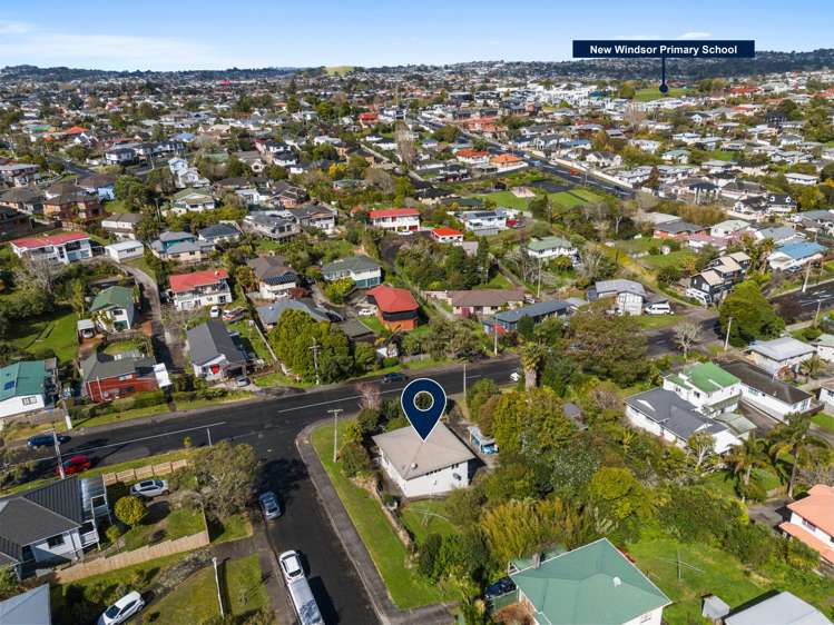 27 Whitney Street New Windsor_19