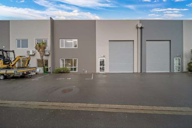 Unit 12, 33 Nga Mahi Road Sockburn_2