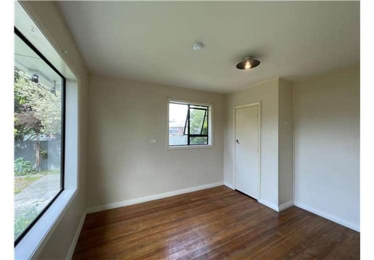 93 Hargood Street Woolston_8