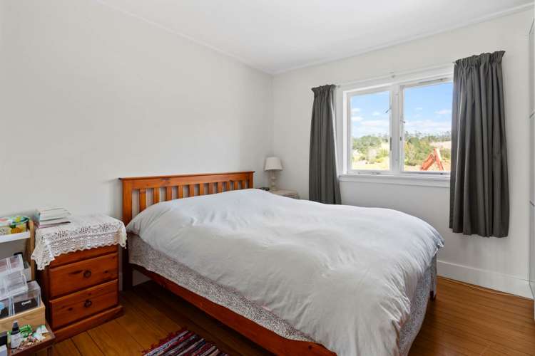 12-16 Holdens Road Henderson_9