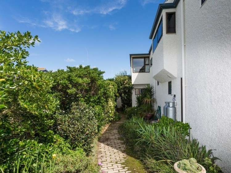 76 The Esplanade Westshore_28