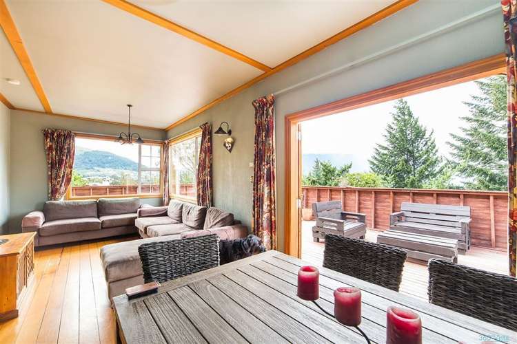 8 Thorn Crescent Fernhill/Sunshine Bay_5