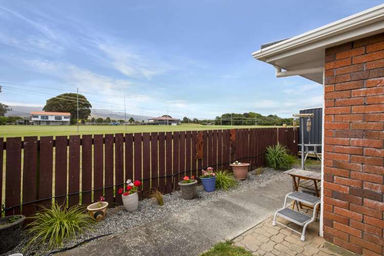 8B Alexander Place Otaki_12