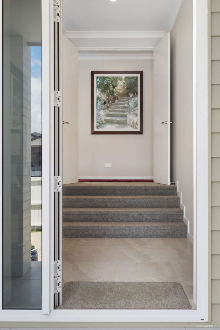 8 Spyglass Street Red Beach_1