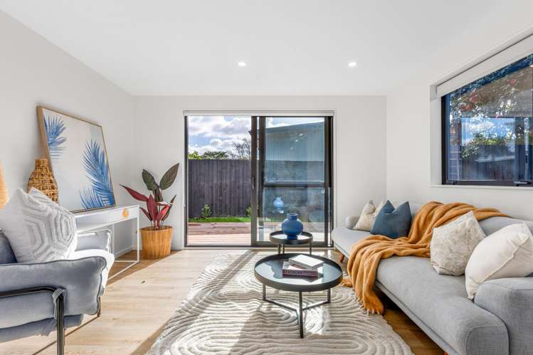 4 & 5/12 Newbridge Place Ilam_7