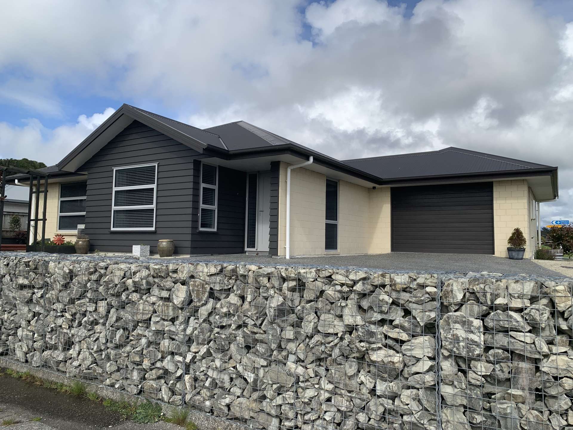 140 Tudor Street Hokitika_0