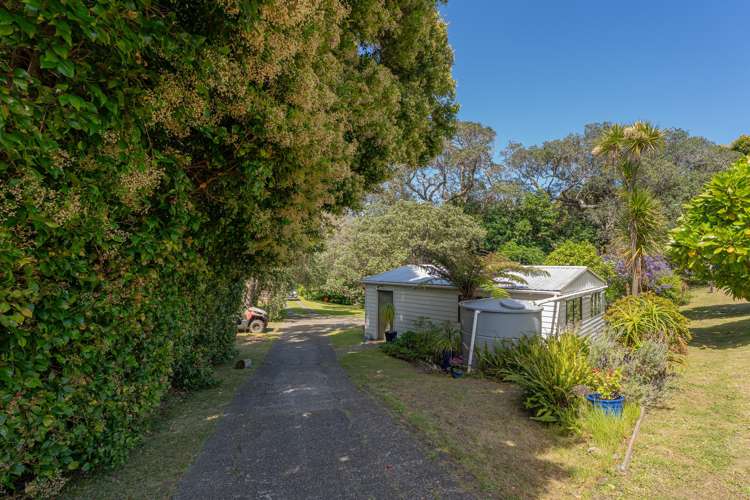 . Sh25 Te Rerenga-Kuaotunu Road Kuaotunu_16