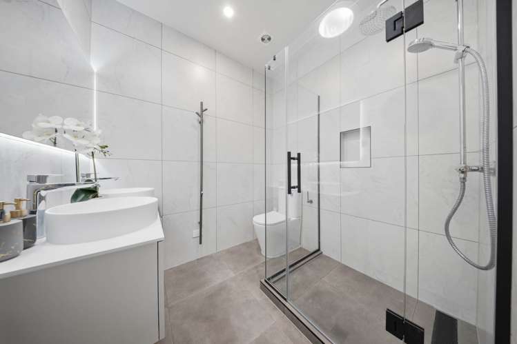 2E Rangitoto Terrace Milford_19