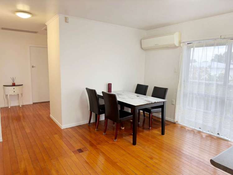 26 Sylvan Crescent Te Atatu South_8