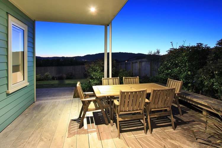 129 Te Puia Drive Aotea_2