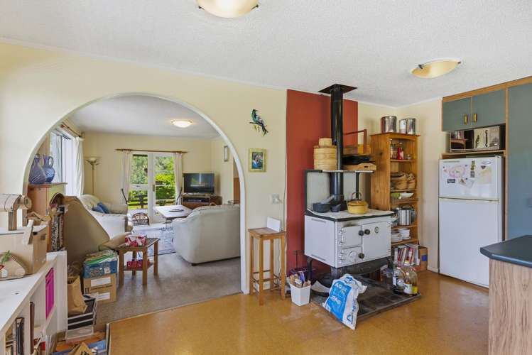 258 Waitohu Valley Road Otaki_11