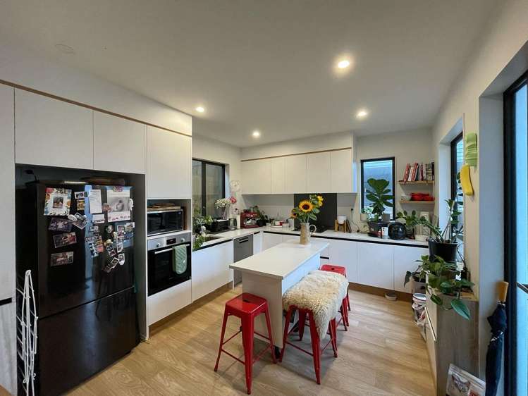7/4 Edgerton Road Te Atatu Peninsula_10