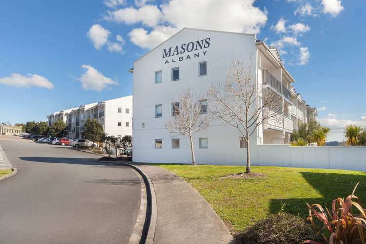 D3/60 Mason Road Oteha_16