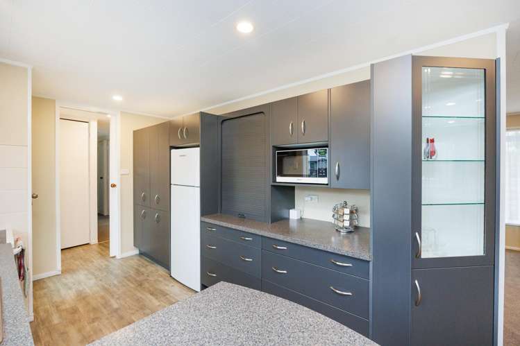 644 Featherston Street Roslyn_15