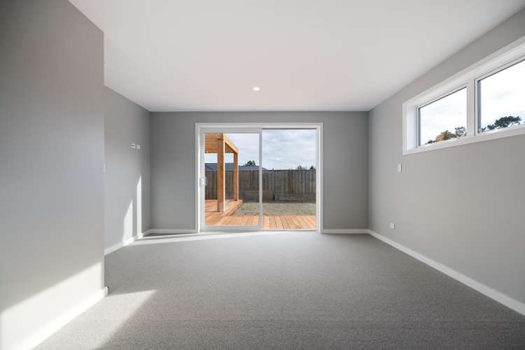 27 Plover Avenue Amberley_18