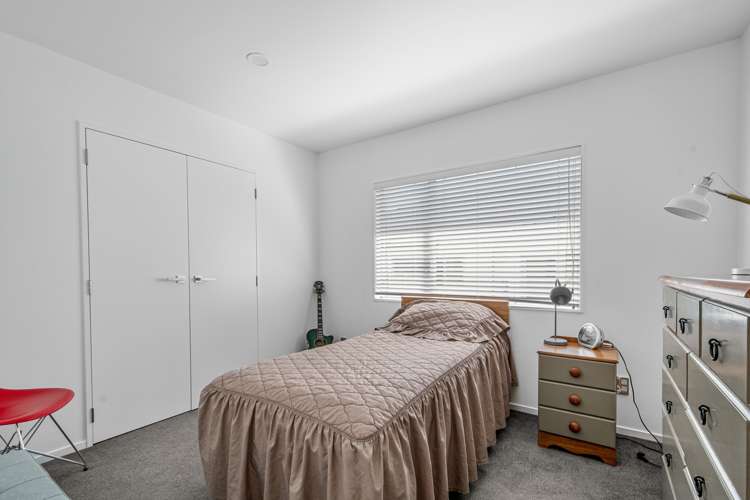 11 Tee Point Red Beach_17