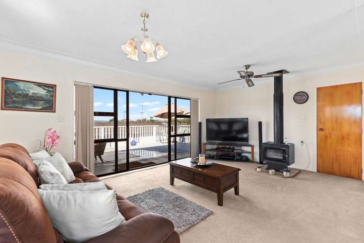 5 Oakmont Place Wattle Downs_6
