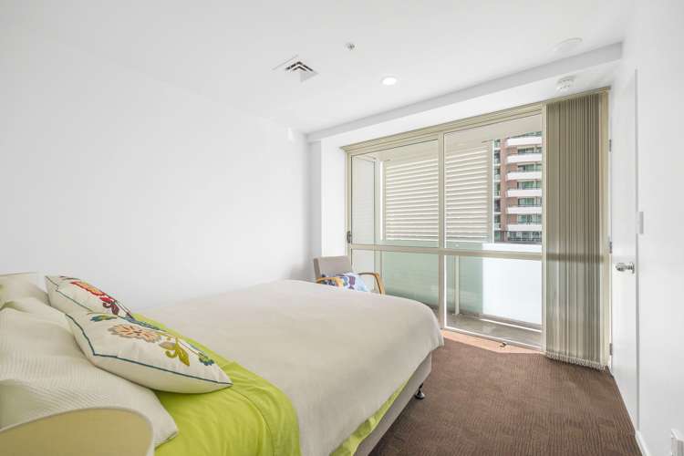 1007/10 Waterloo Quadrant Auckland Central_7