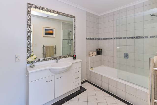 14 Fairfield Lane East Tamaki Heights_4