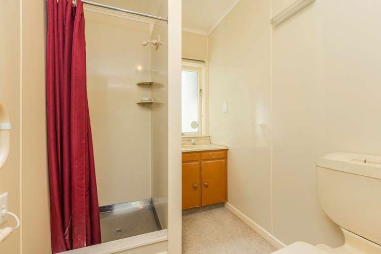 37 Kinross Street Blockhouse Bay_16