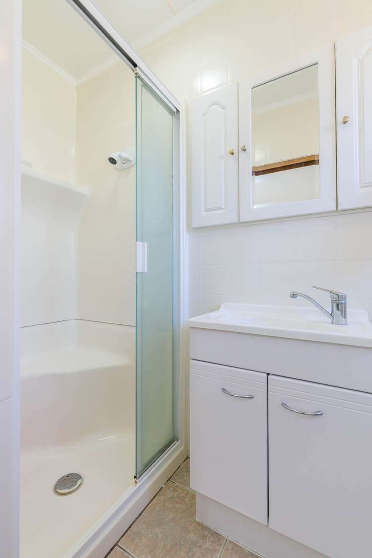 10 Battle Place Glenfield_11