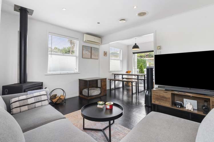 52 Tahi Terrace Glen Eden_15