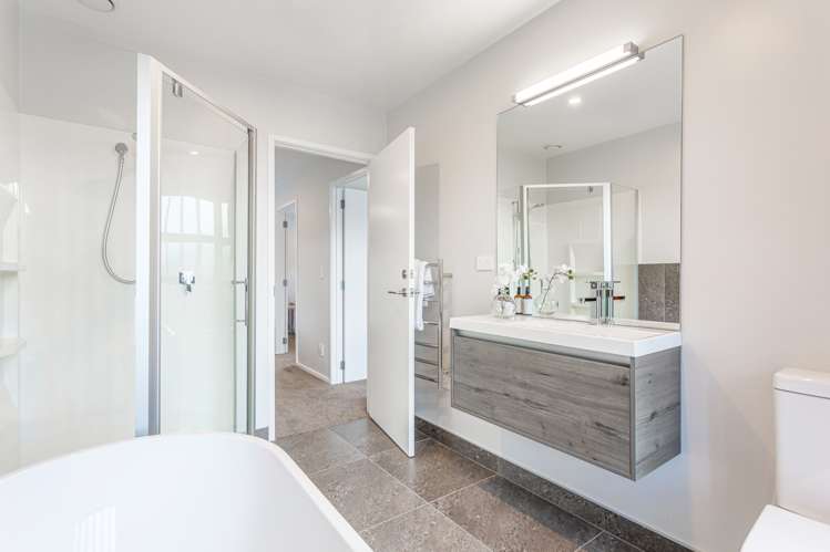 15 Liquidambar Drive Hobsonville_24