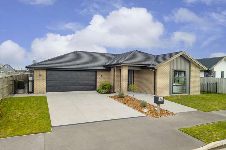 5 Acrasia Street Lincoln_17