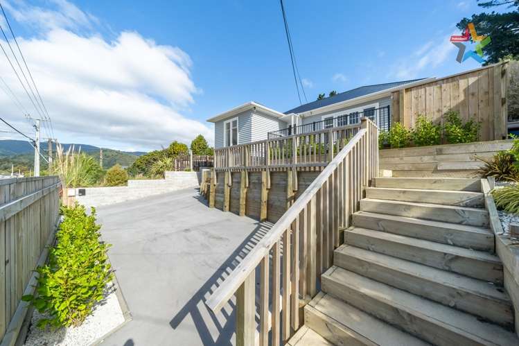 28 Main Road Wainuiomata_23