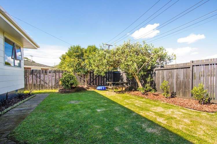 1/7 Almond Place Mount Wellington_3