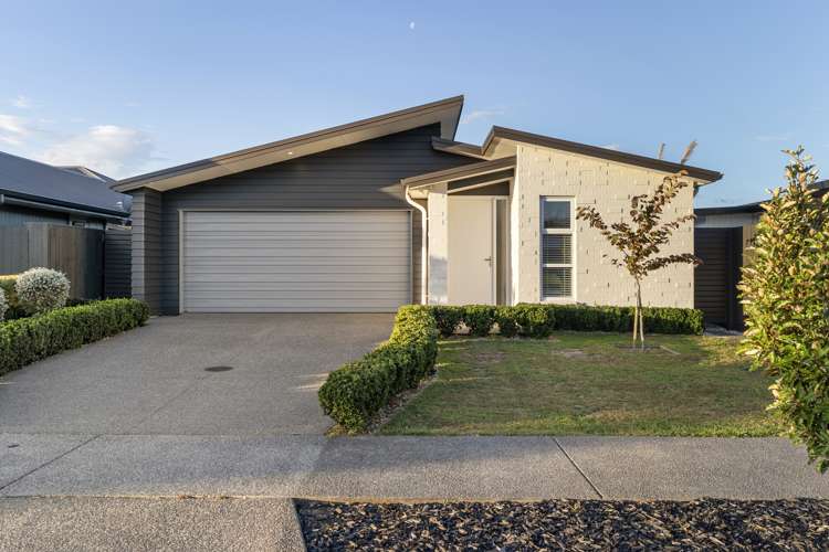 32 Awatira Drive Papamoa_16