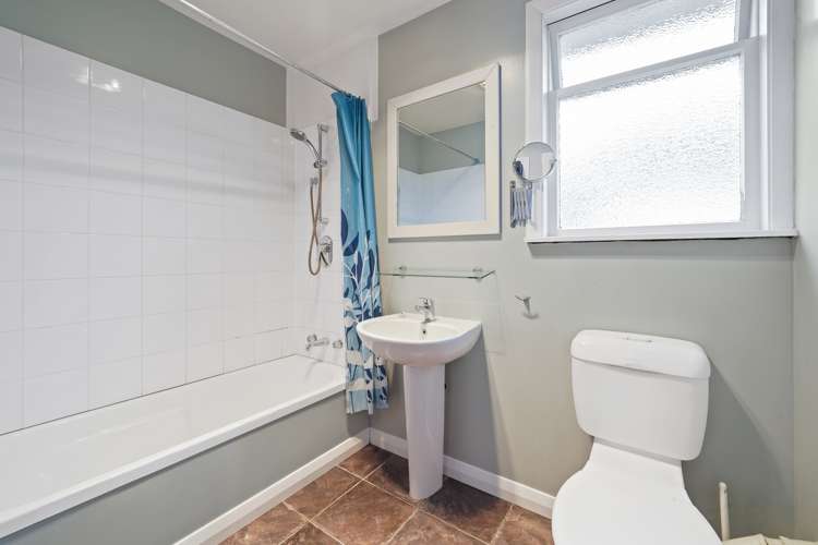 51 Roker Street Somerfield_10