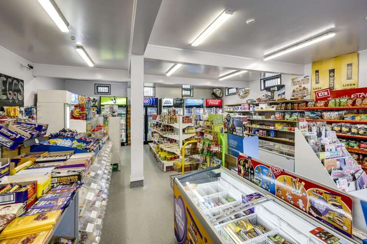 83 Shakespeare Road Bluff Hill_17